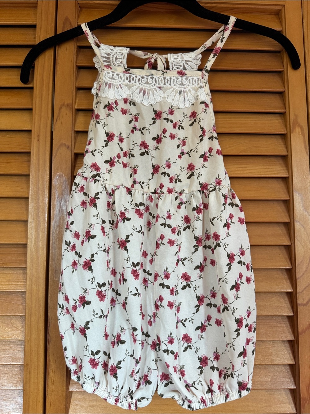 Cream Floral Lace-Trim Romper with Rose Print